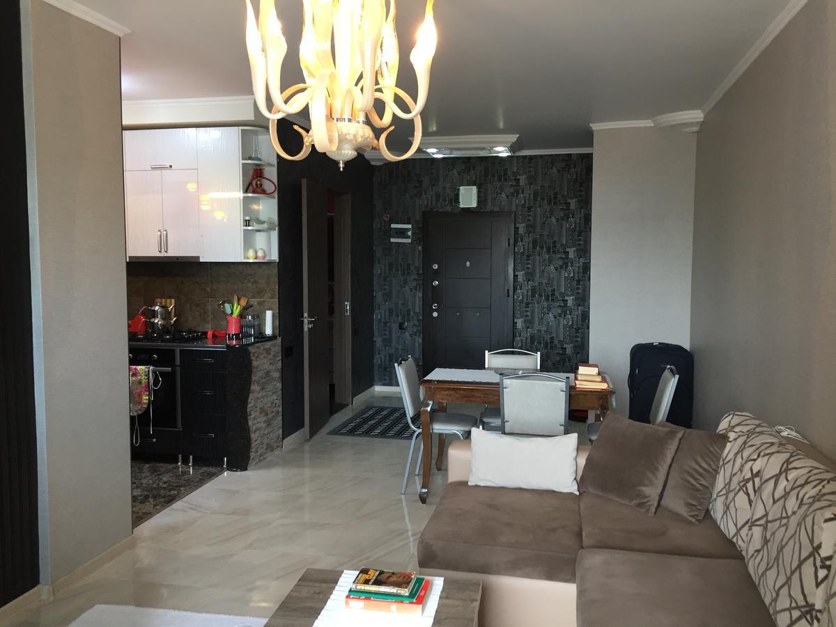 Apartment In Yalchin Star Residence Batumi Exteriér fotografie