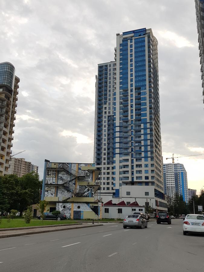 Apartment In Yalchin Star Residence Batumi Exteriér fotografie